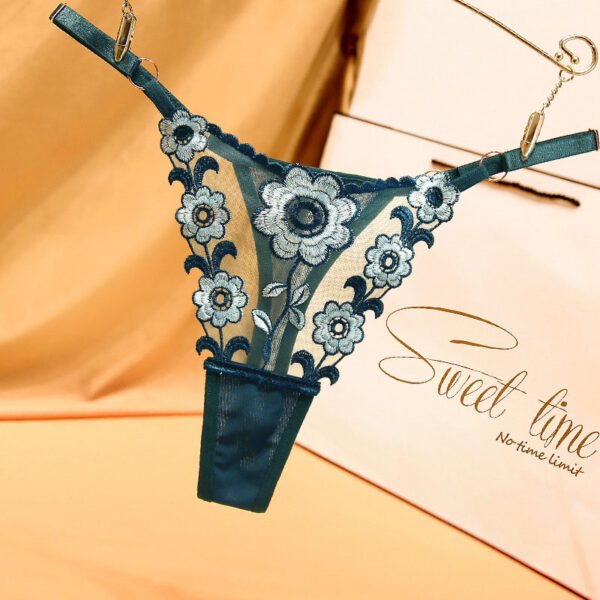 SISSY PANTIES